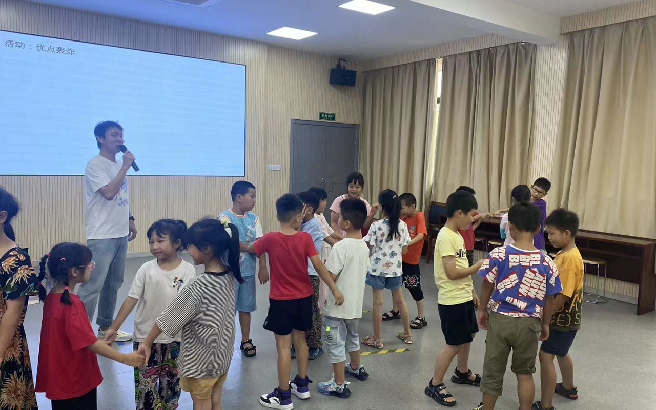 鄢陵龙观乡中心学校